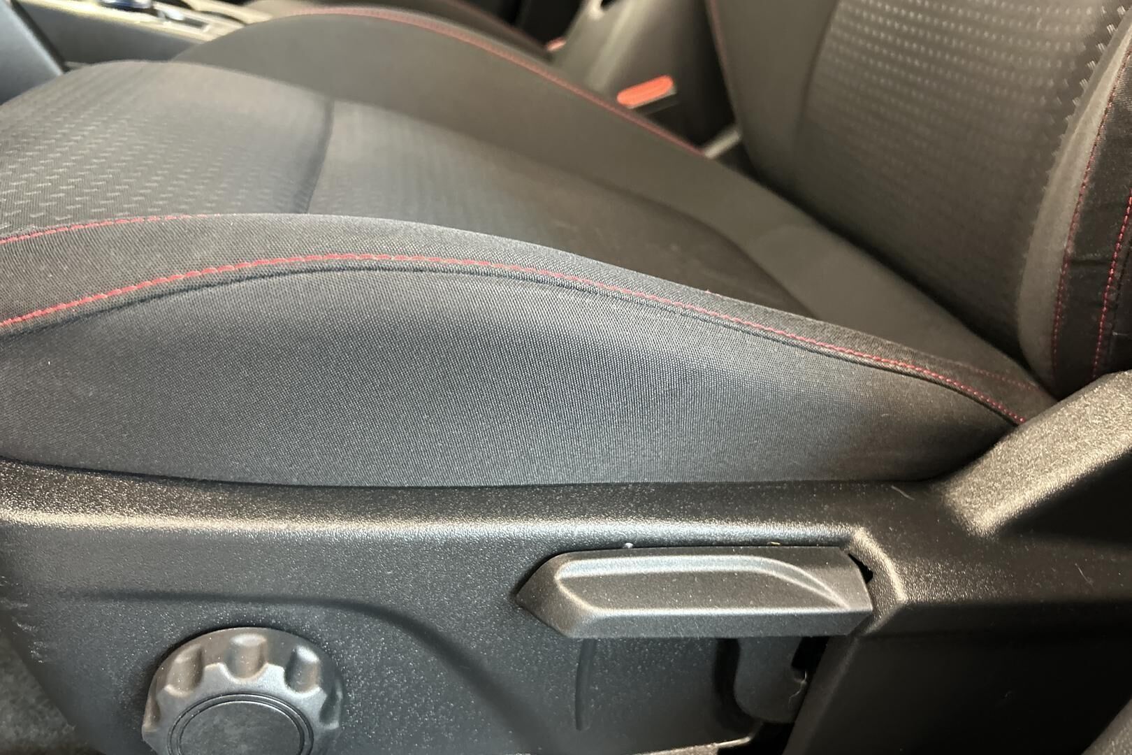 Ford Focus iso kuva 18
