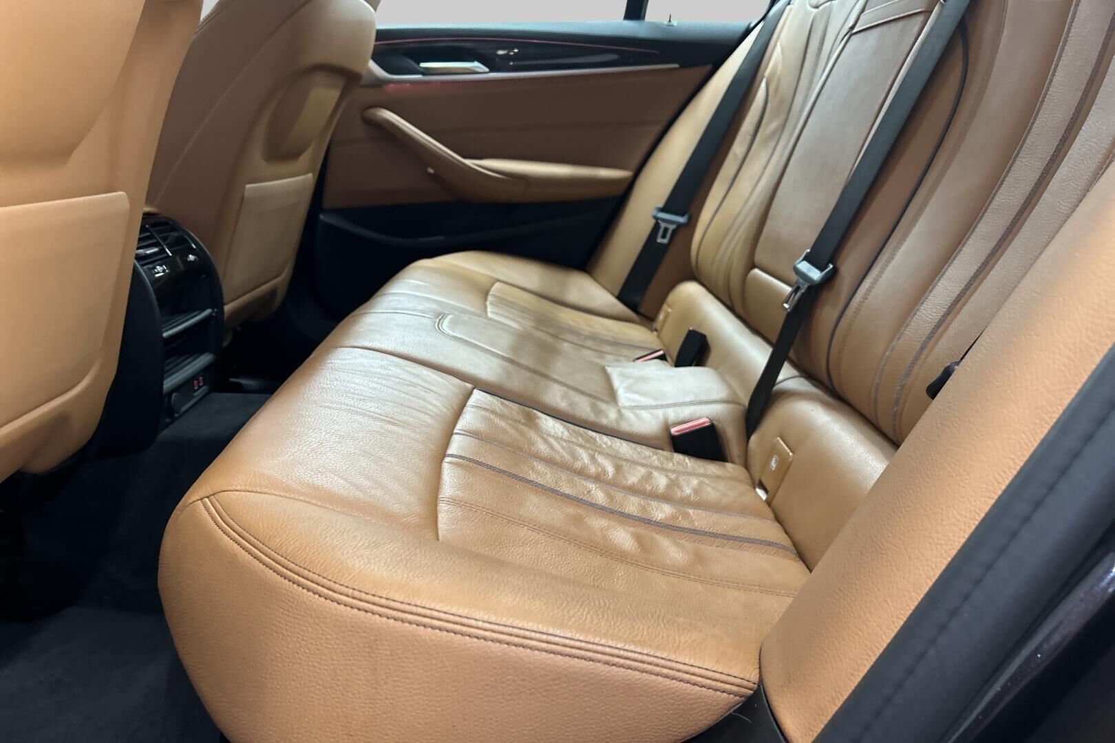 BMW 5-sarja iso kuva 10