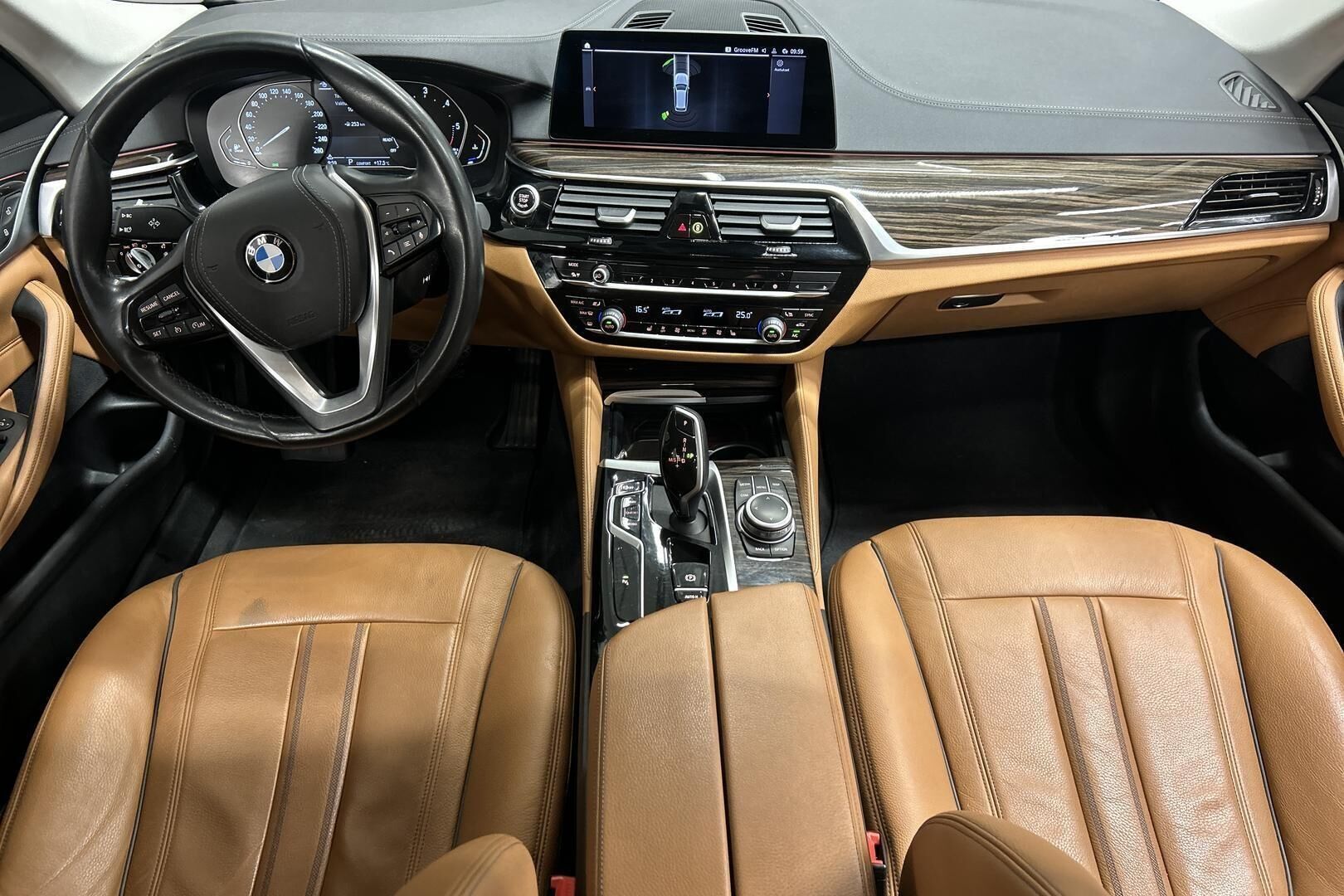 BMW 5-sarja iso kuva 11