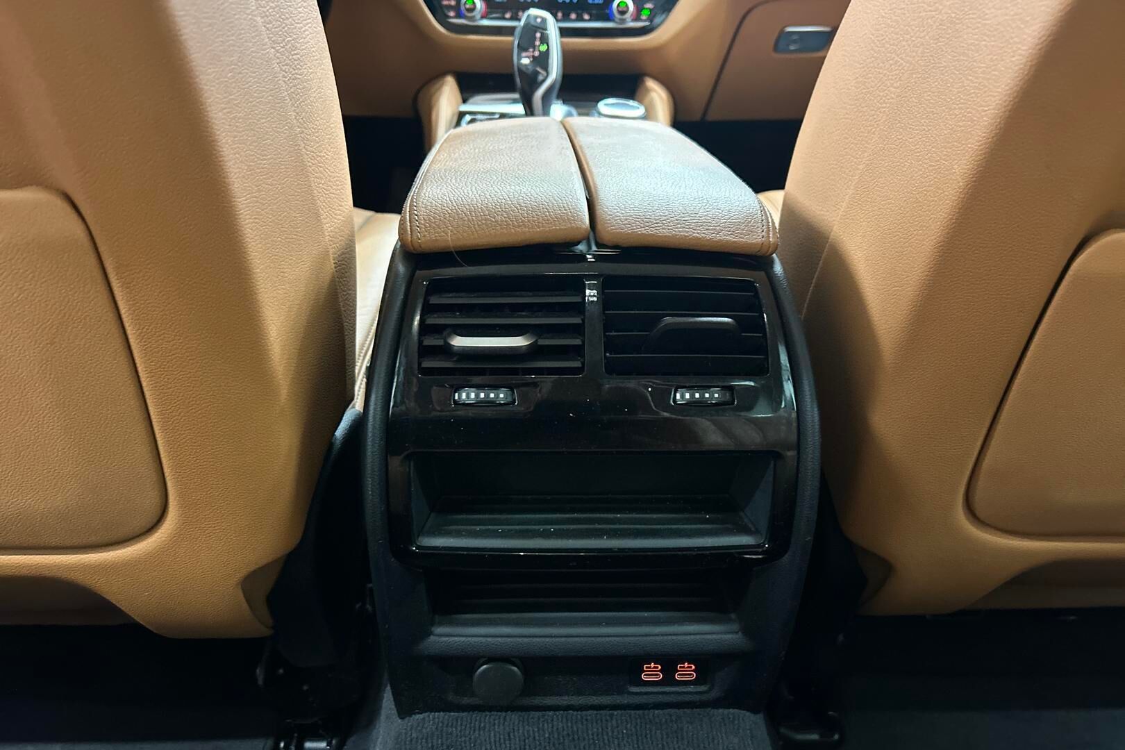 BMW 5-sarja iso kuva 28