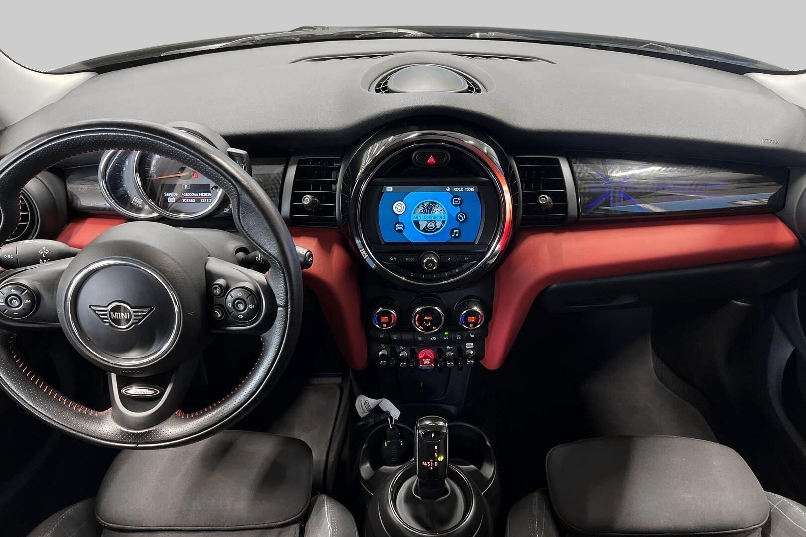 MINI Hatchback iso kuva 8