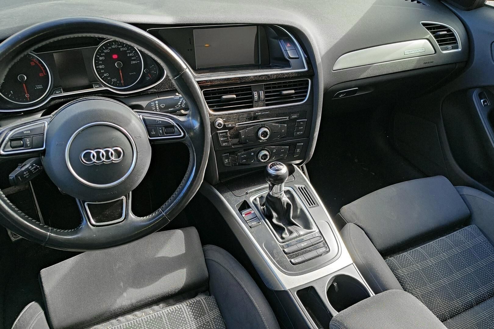 Audi A4 iso kuva 1