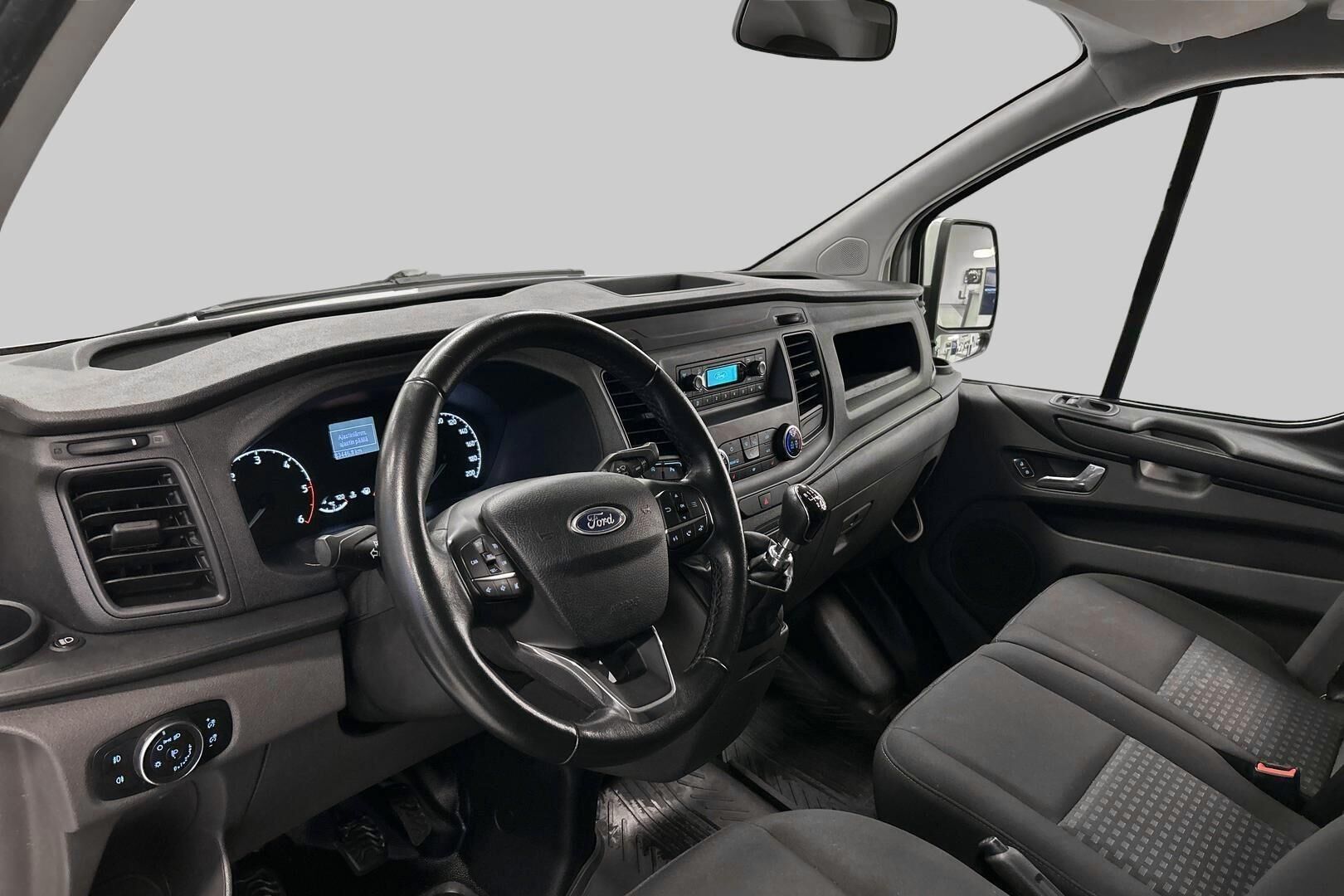 Ford Transit Custom iso kuva 11