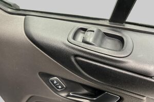 Ford Transit Custom esikatselu 14