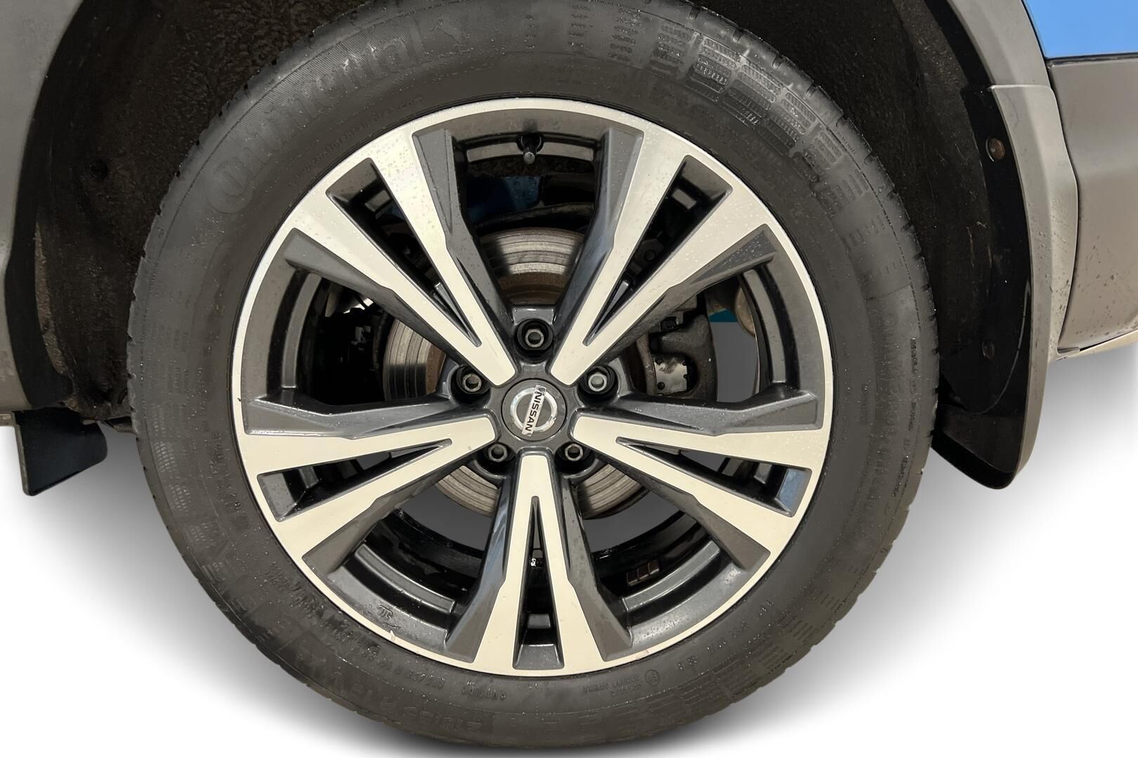Nissan Qashqai iso kuva 13
