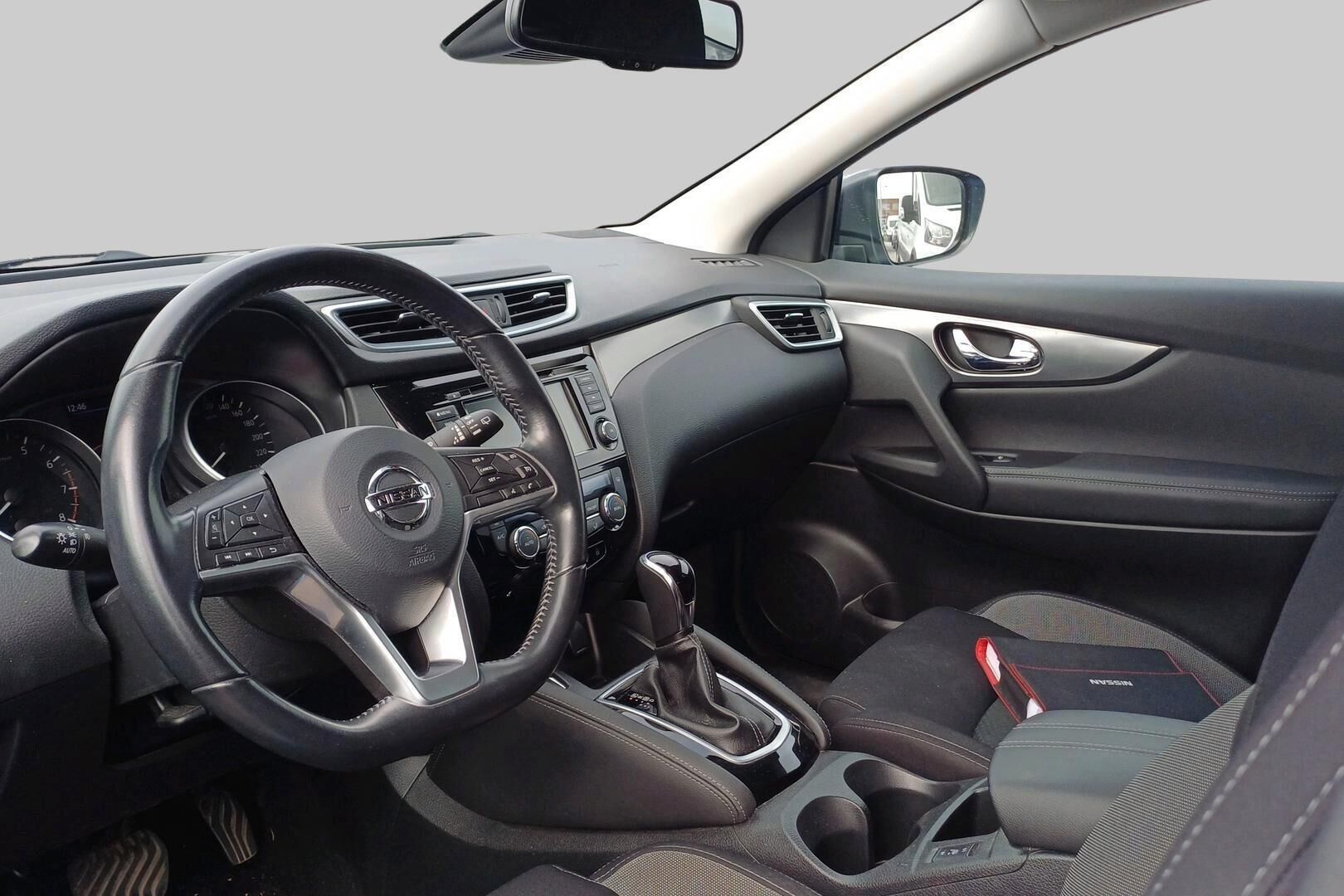 Nissan Qashqai iso kuva 2