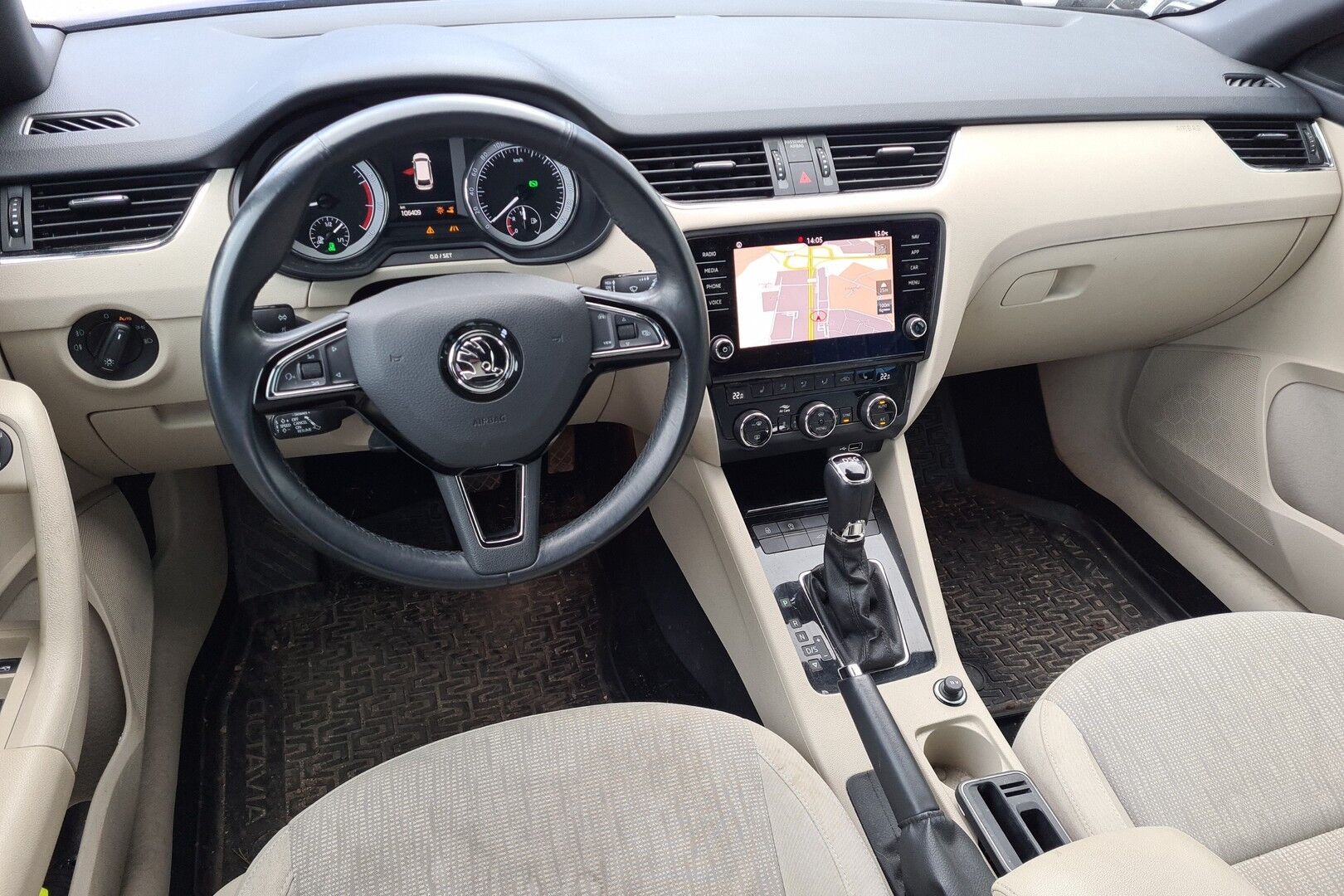 Skoda Octavia iso kuva 1