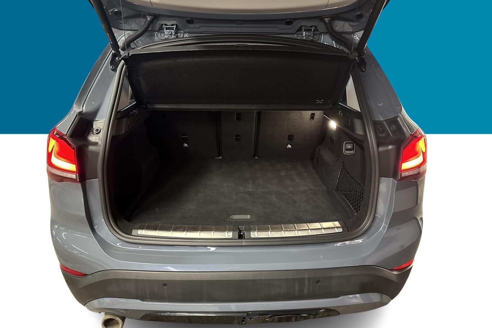 BMW X1 iso kuva 12