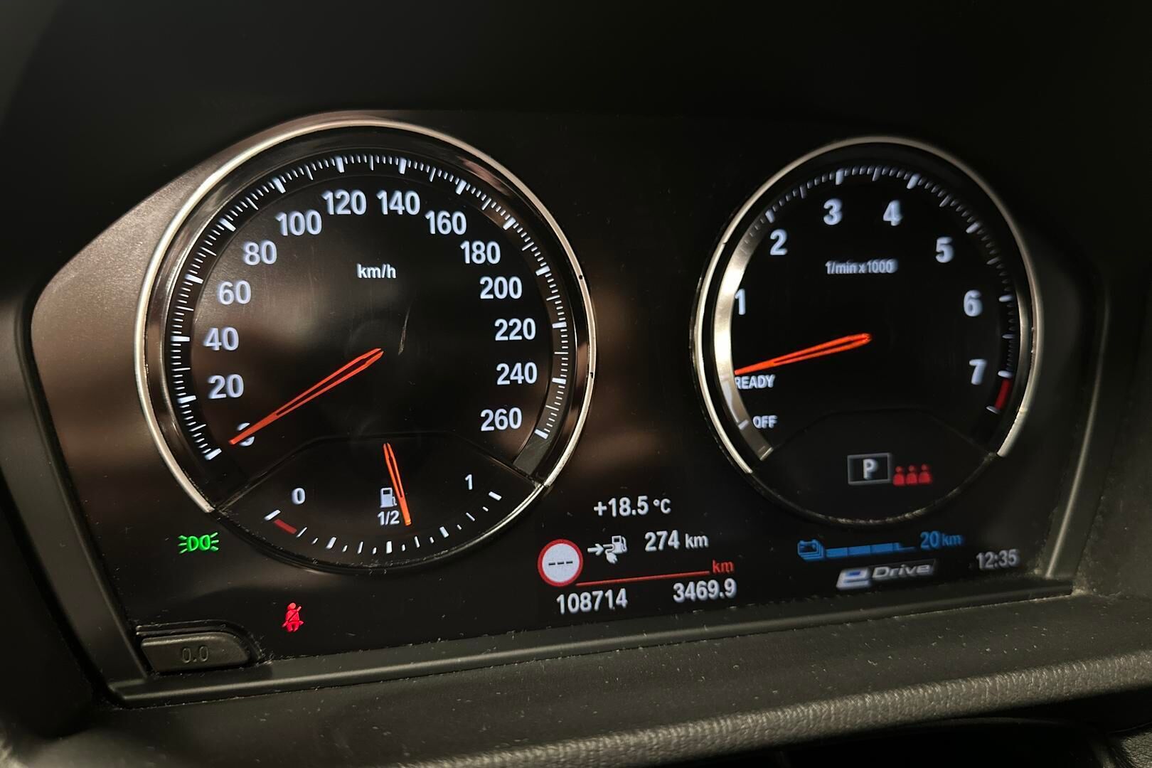 BMW X1 iso kuva 14