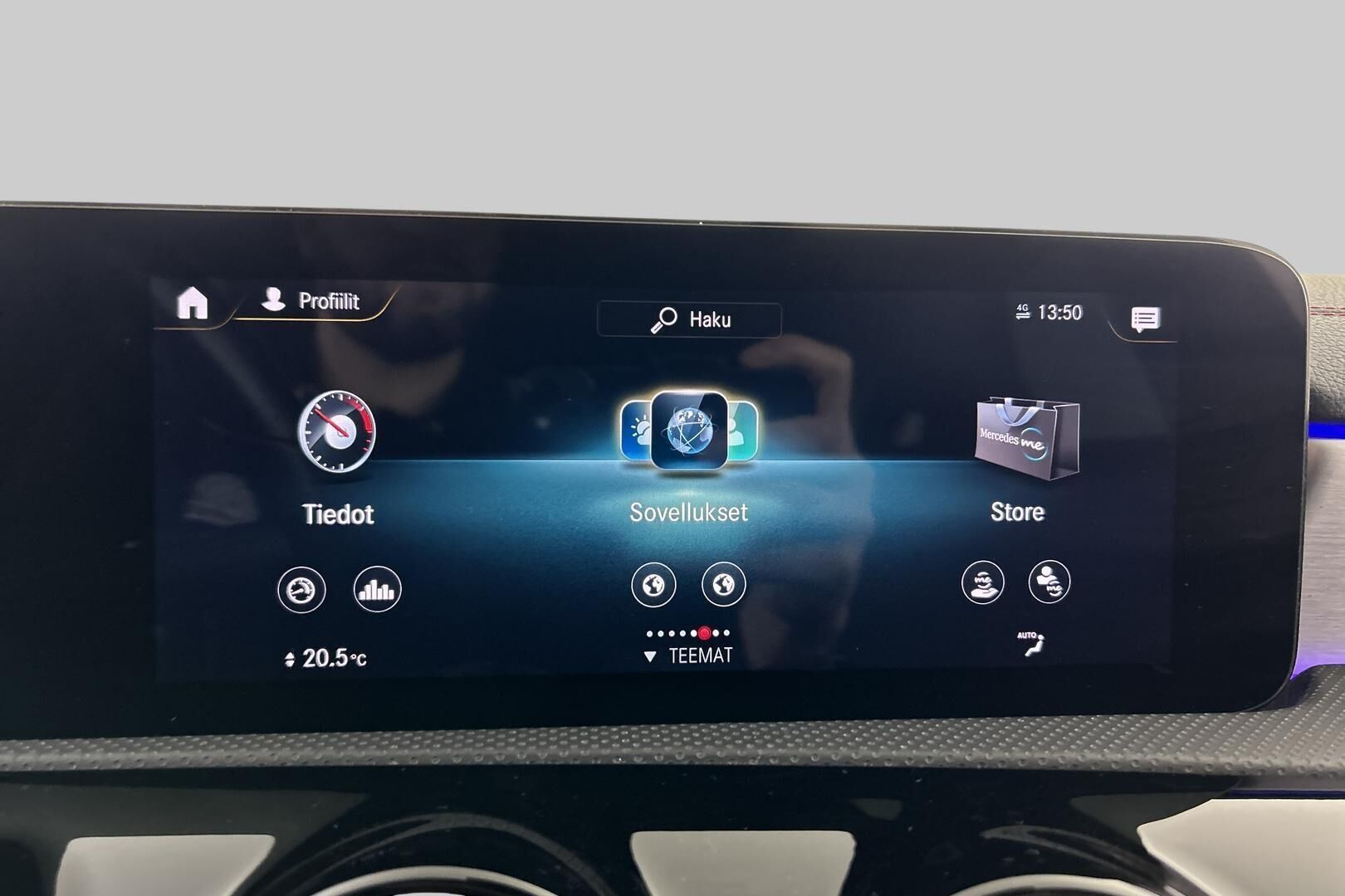 Mercedes-Benz CLA iso kuva 18