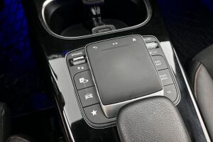 Mercedes-Benz CLA esikatselu 23