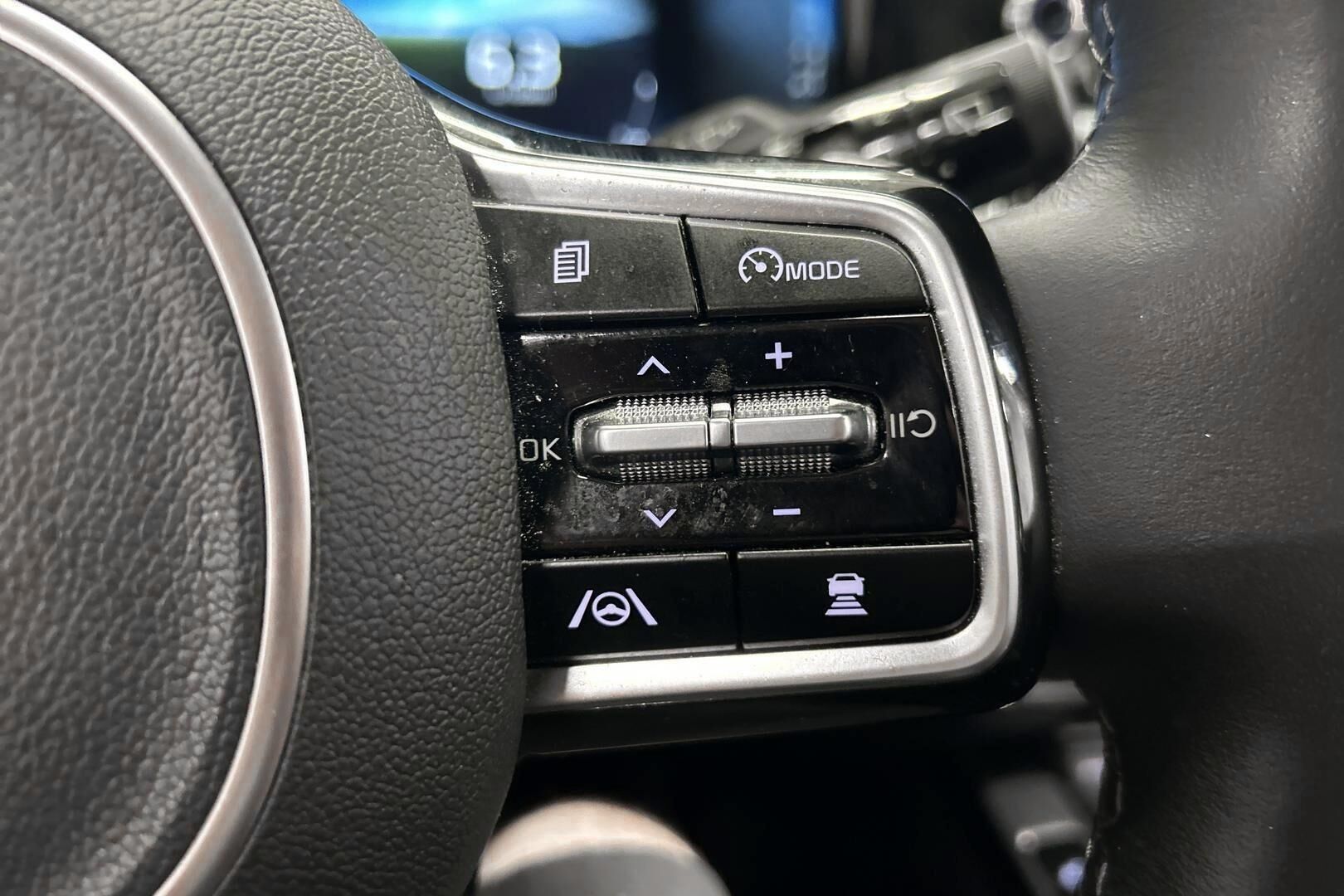 Kia Sorento iso kuva 16