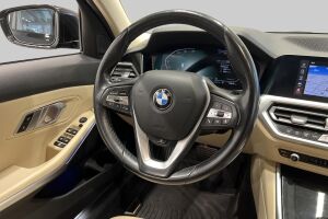 BMW 3-SARJA esikatselu 31