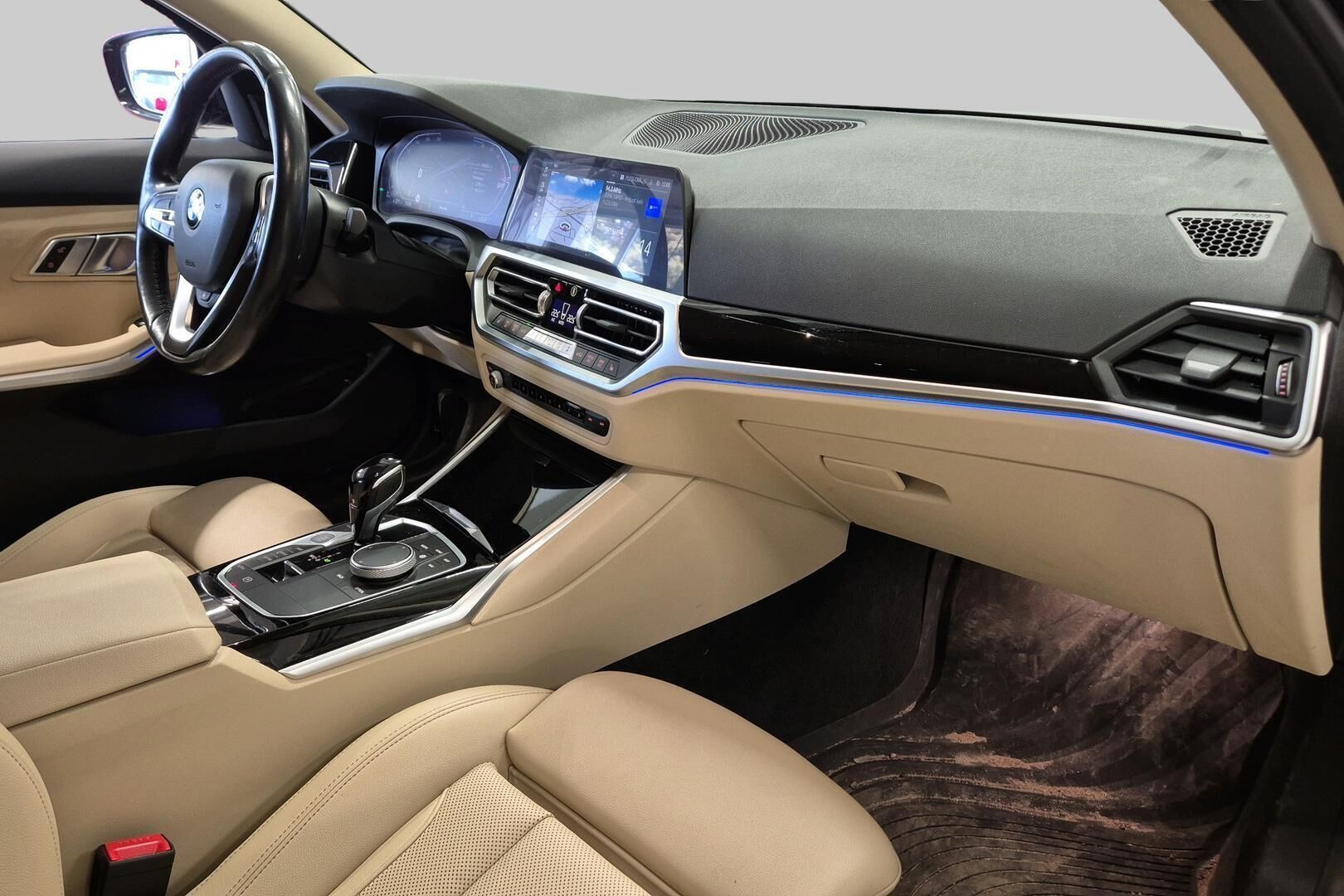 BMW 3-SARJA iso kuva 5