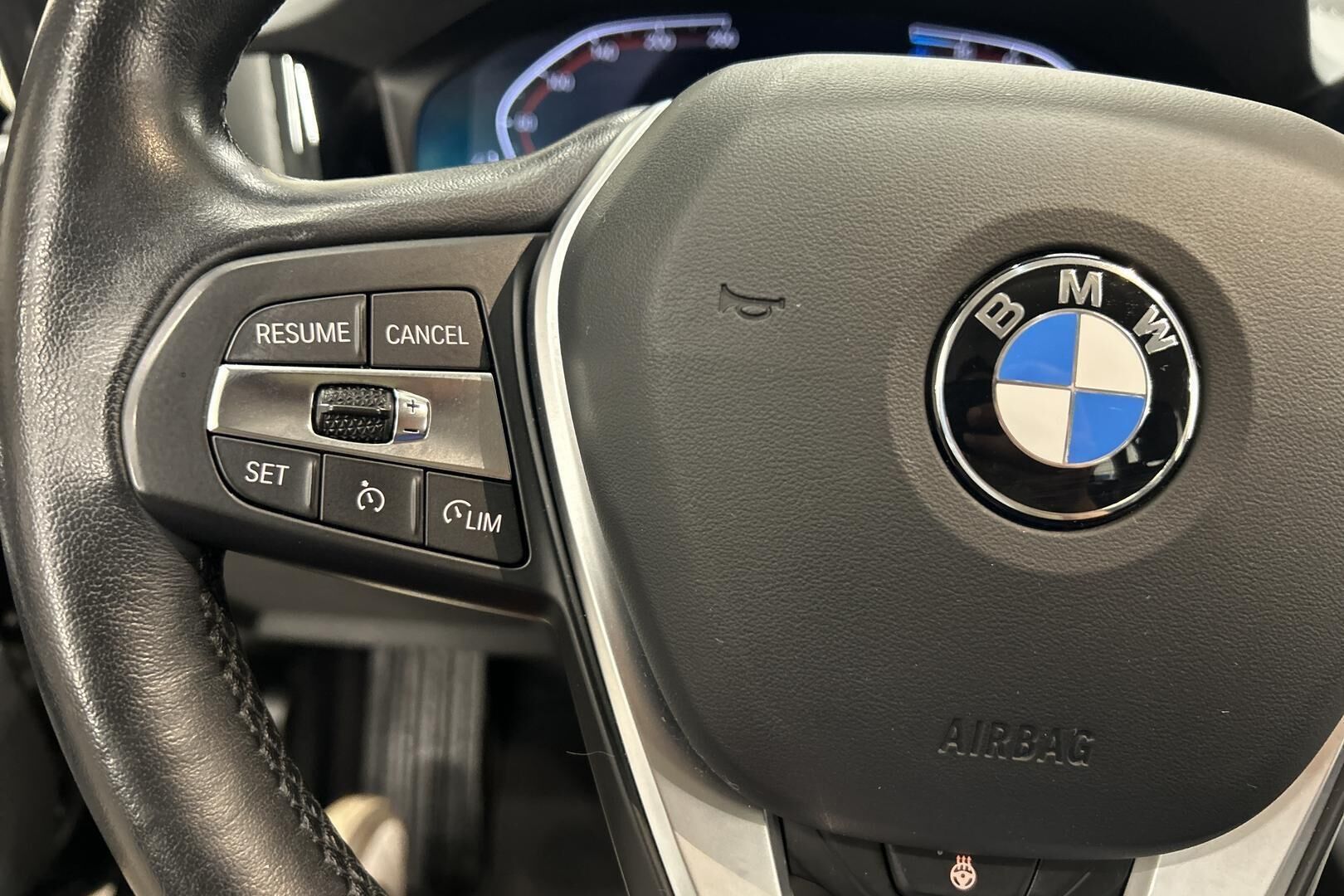 BMW 3-sarja iso kuva 21