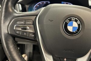 BMW 3-sarja esikatselu 21