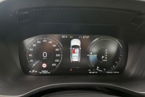 Volvo XC60 esikatselu 20