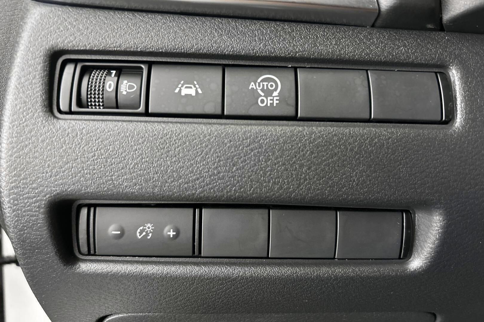 Nissan Qashqai iso kuva 13