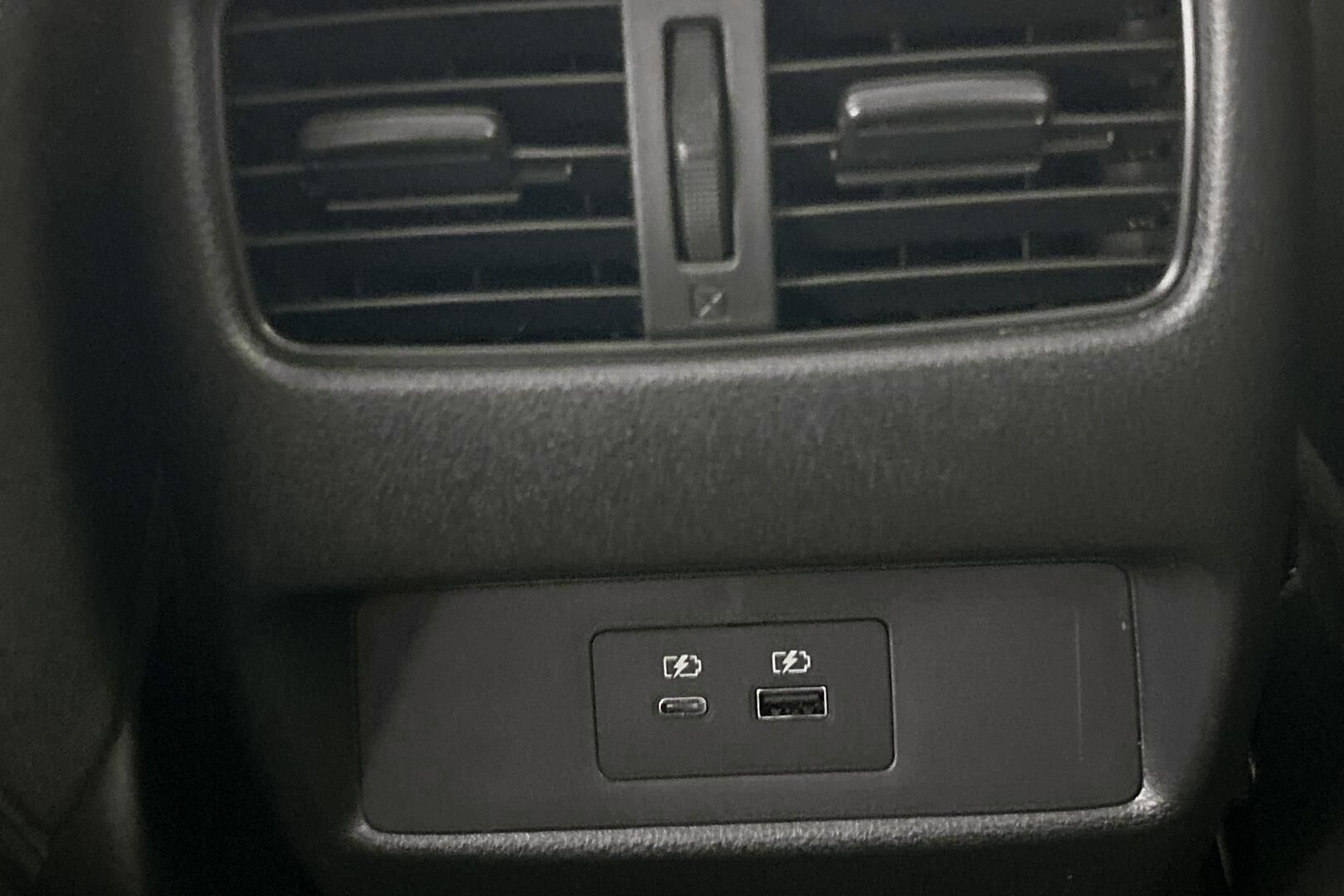 Nissan Qashqai iso kuva 16