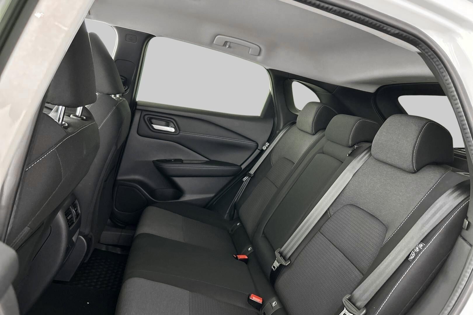 Nissan Qashqai iso kuva 6