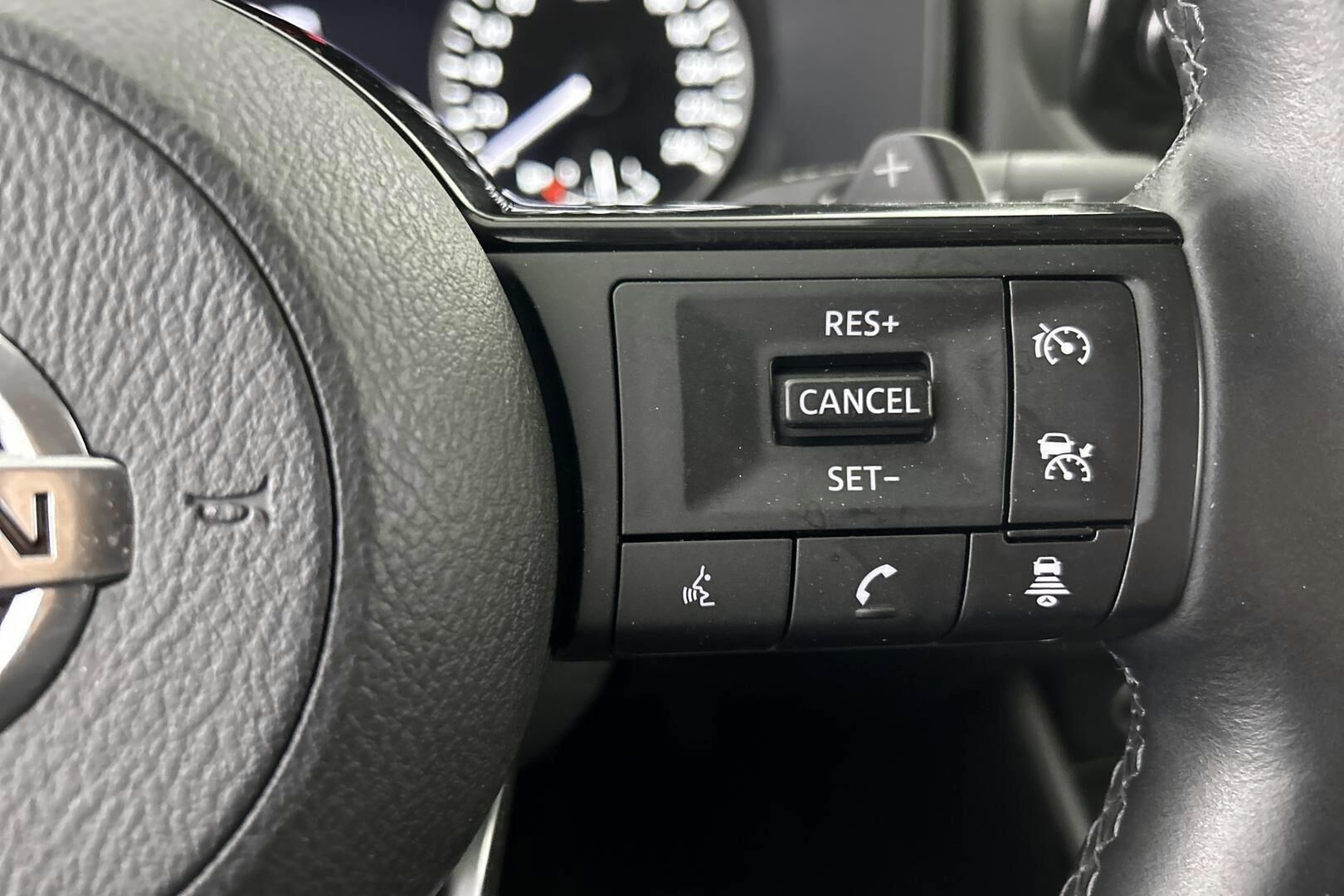 Nissan Qashqai iso kuva 21