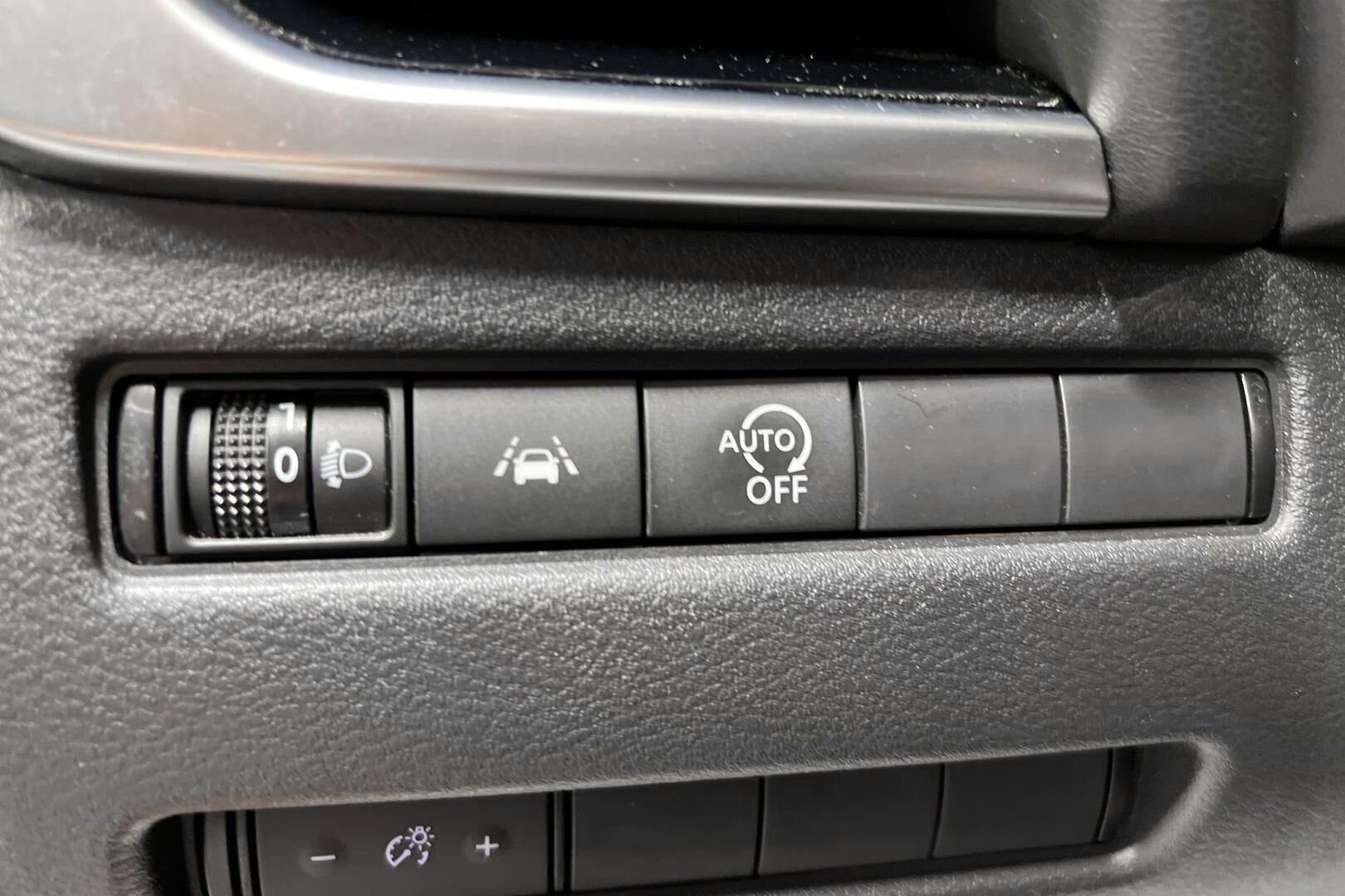 Nissan Qashqai iso kuva 11