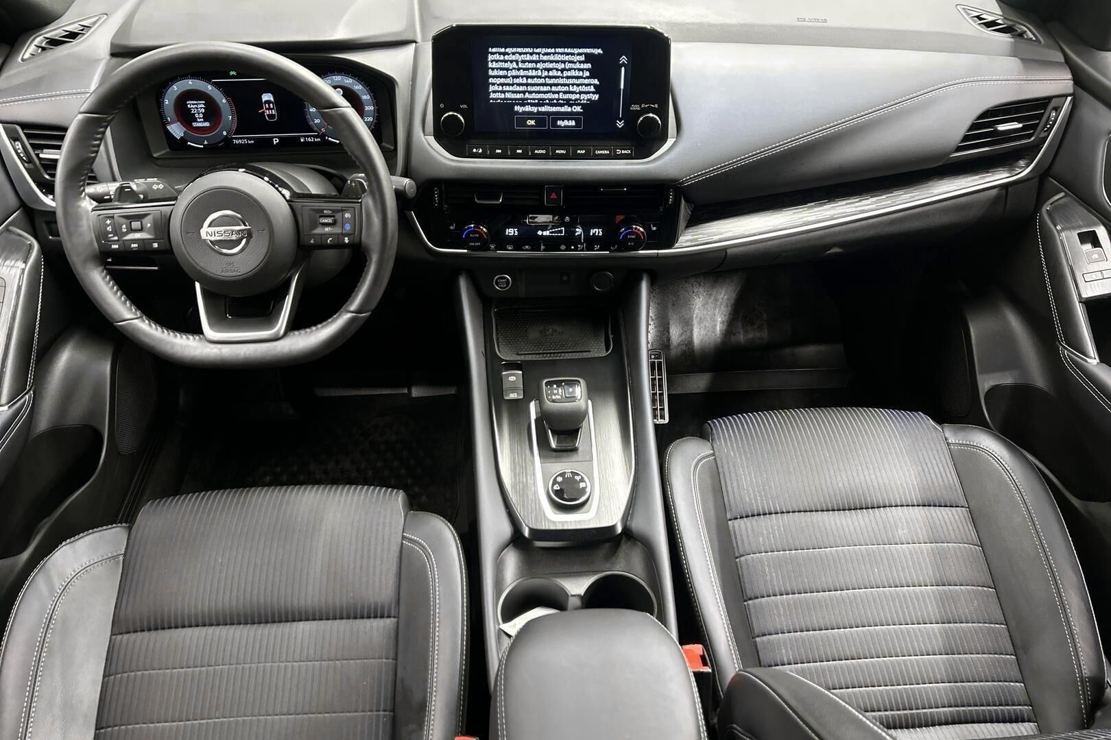Nissan Qashqai iso kuva 9