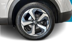 Nissan Qashqai esikatselu 11