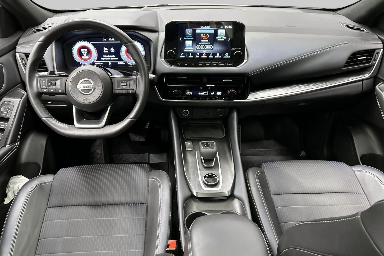 Nissan Qashqai iso kuva 11