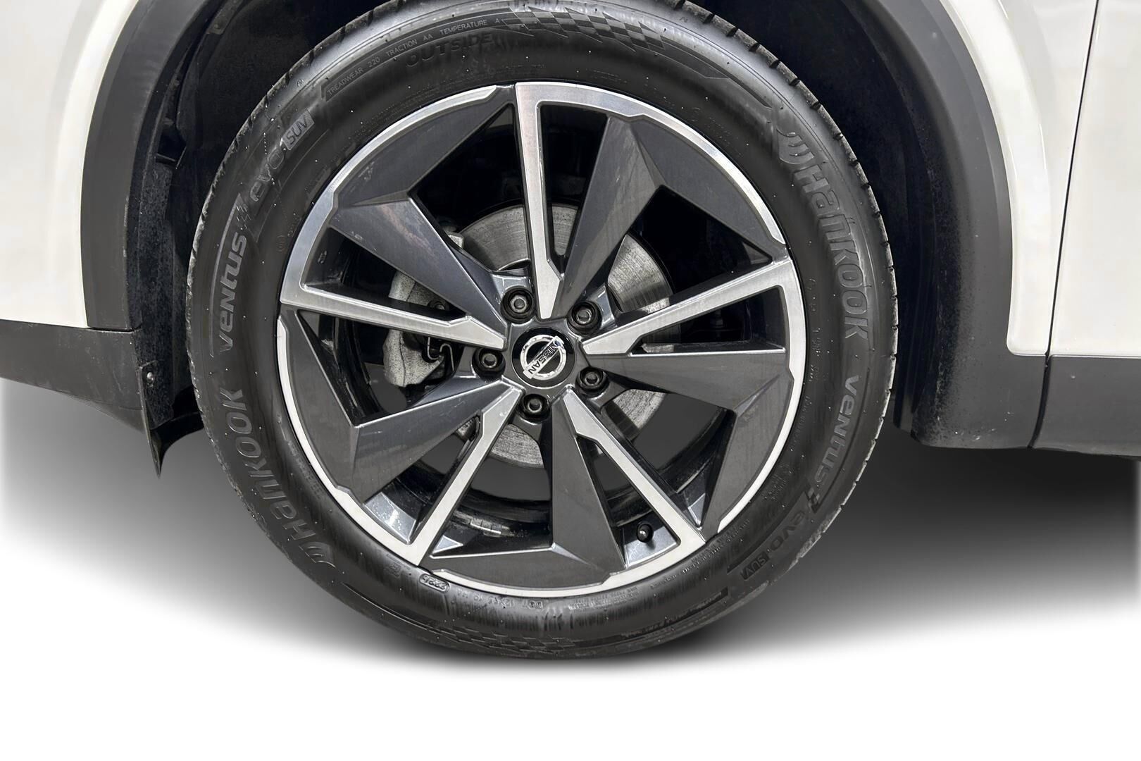 Nissan Qashqai iso kuva 13