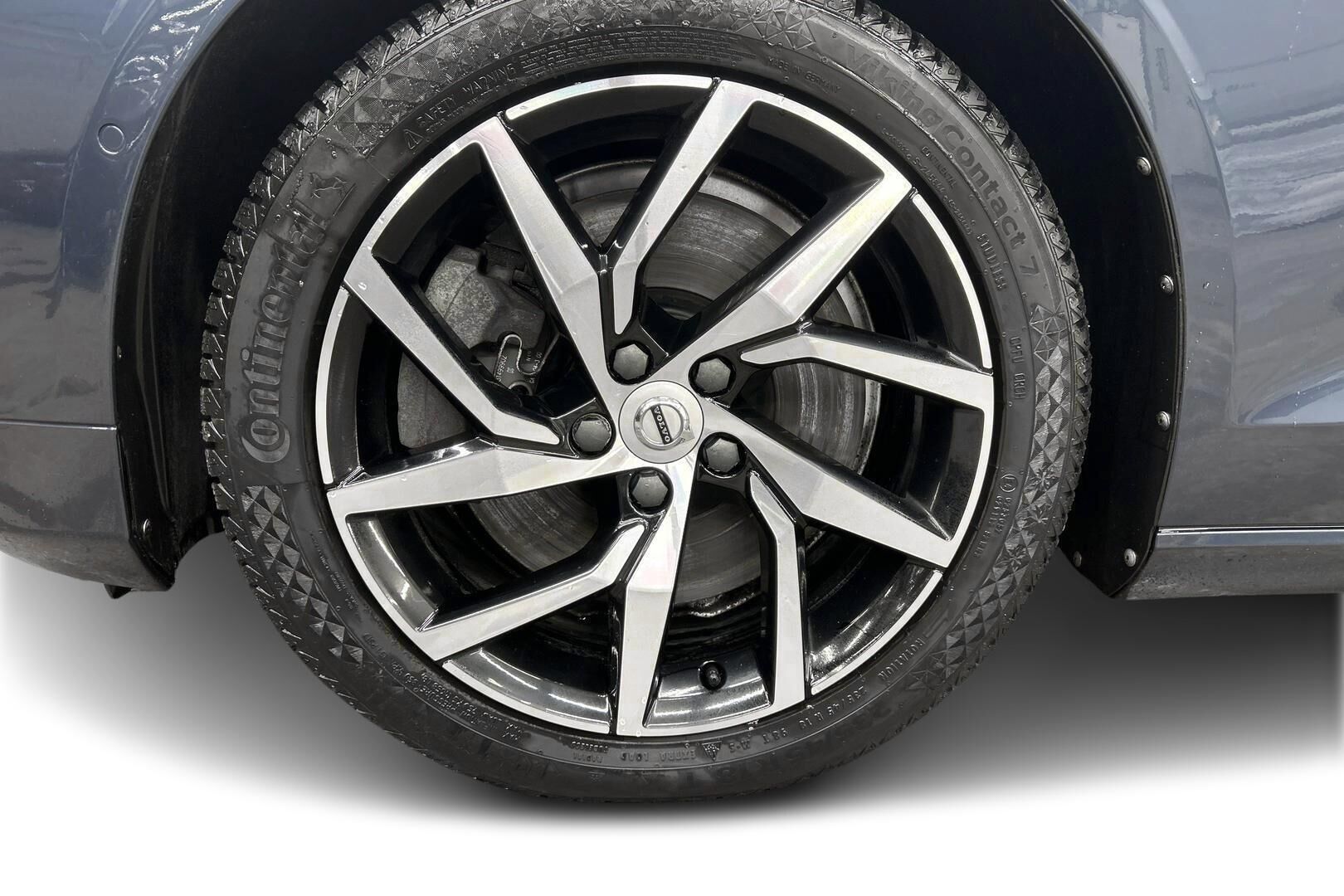 Volvo S60 iso kuva 13