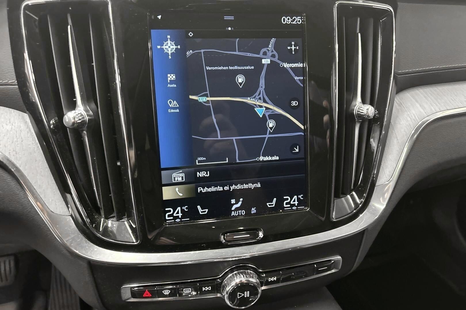 Volvo S60 iso kuva 20