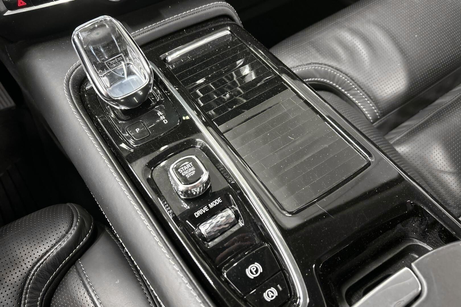 Volvo S60 iso kuva 22