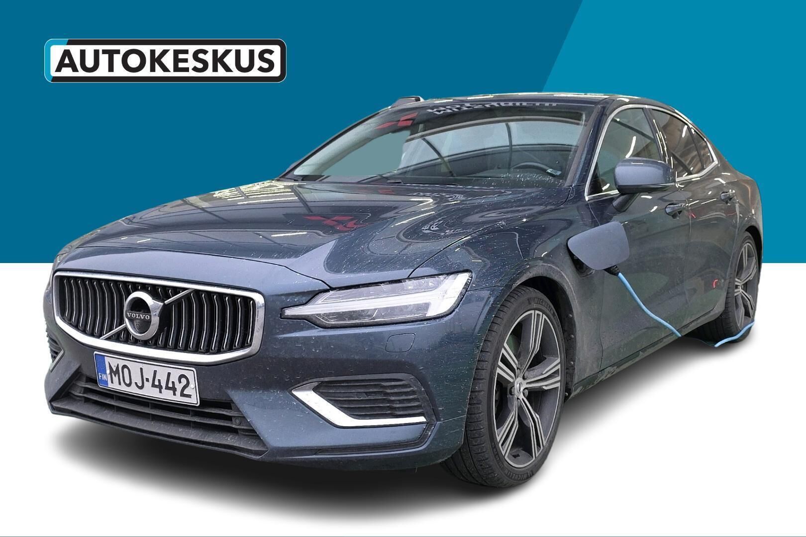 Volvo S60 iso kuva 2