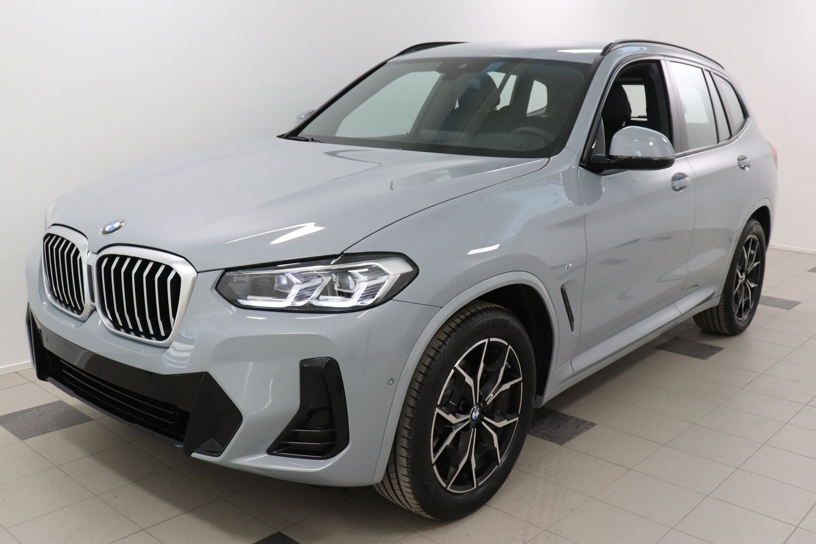 BMW X3 iso kuva 0