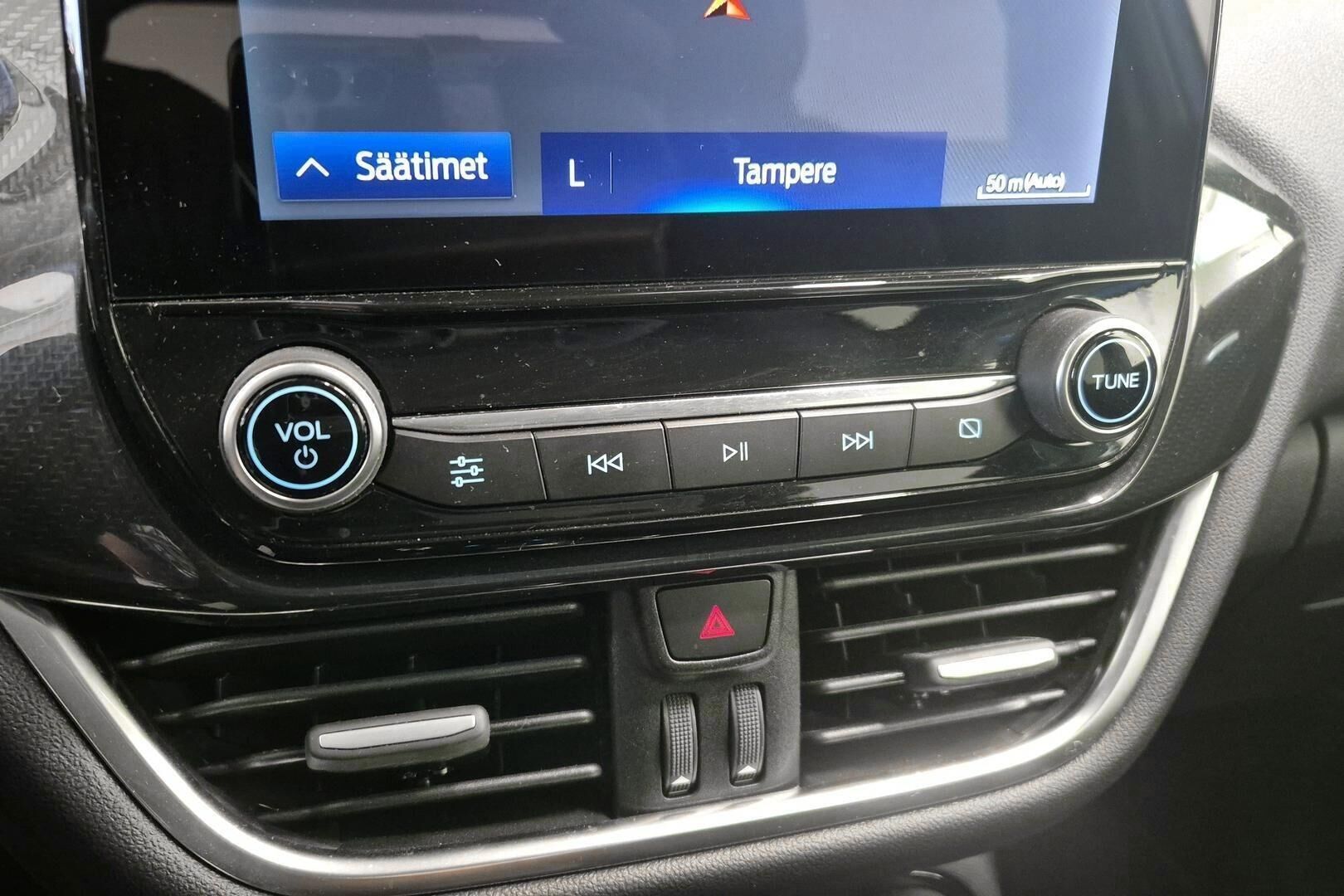 Ford Puma iso kuva 16