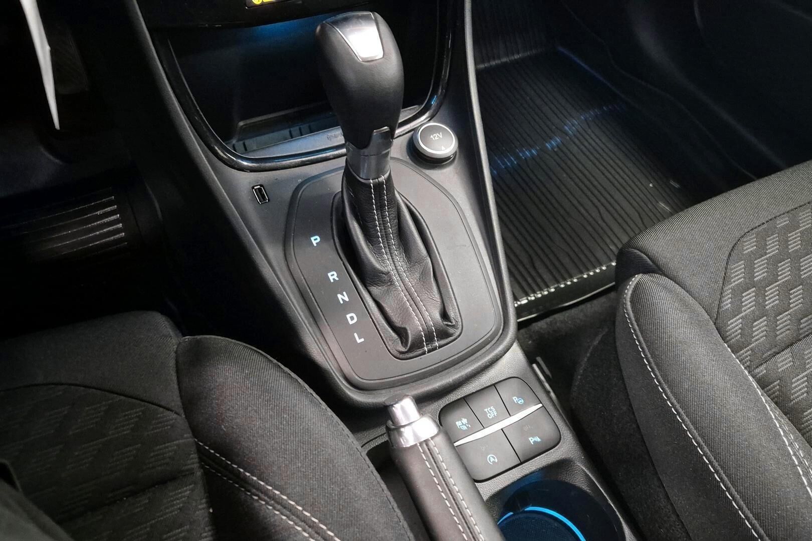 Ford Puma iso kuva 18