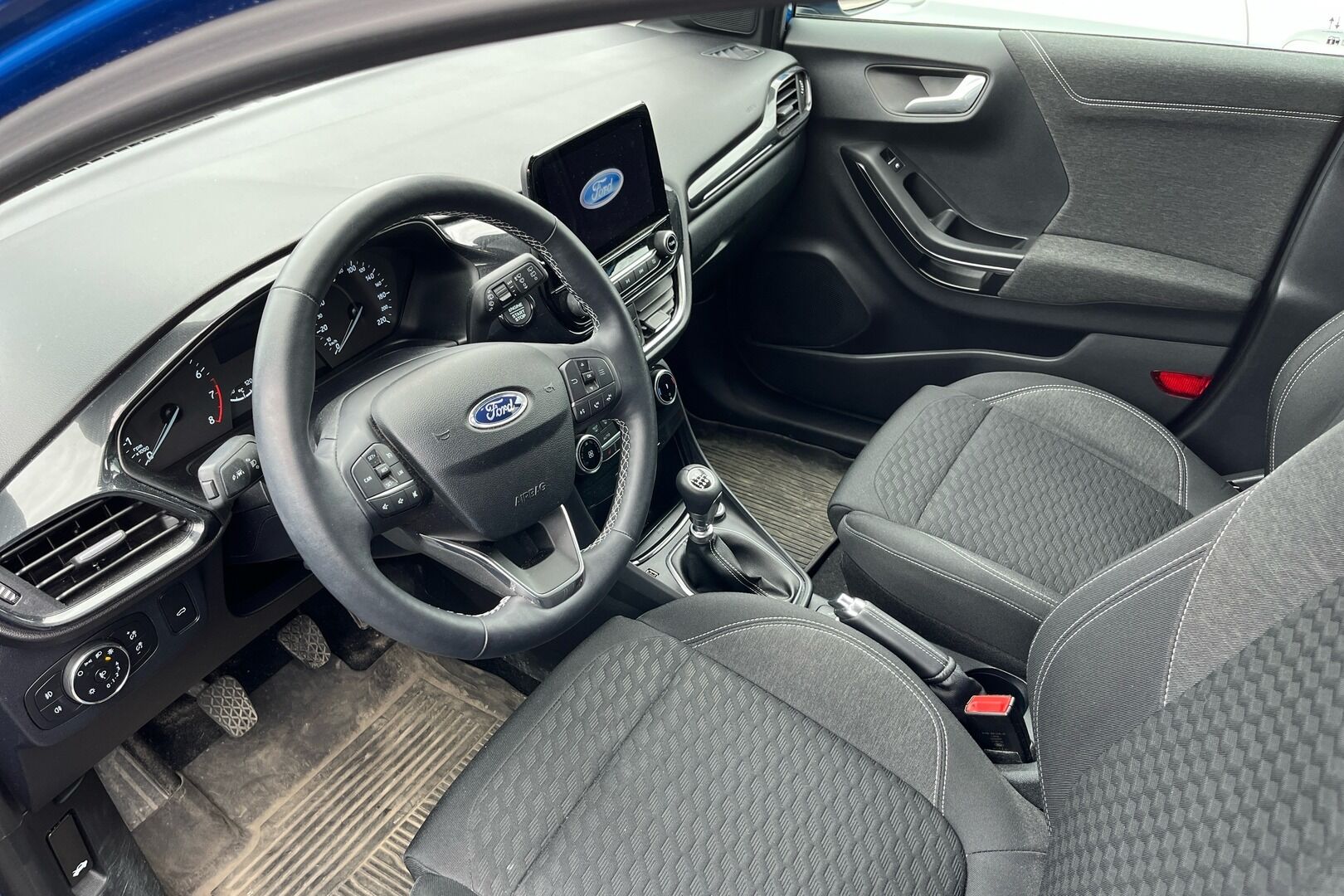 Ford Puma iso kuva 0