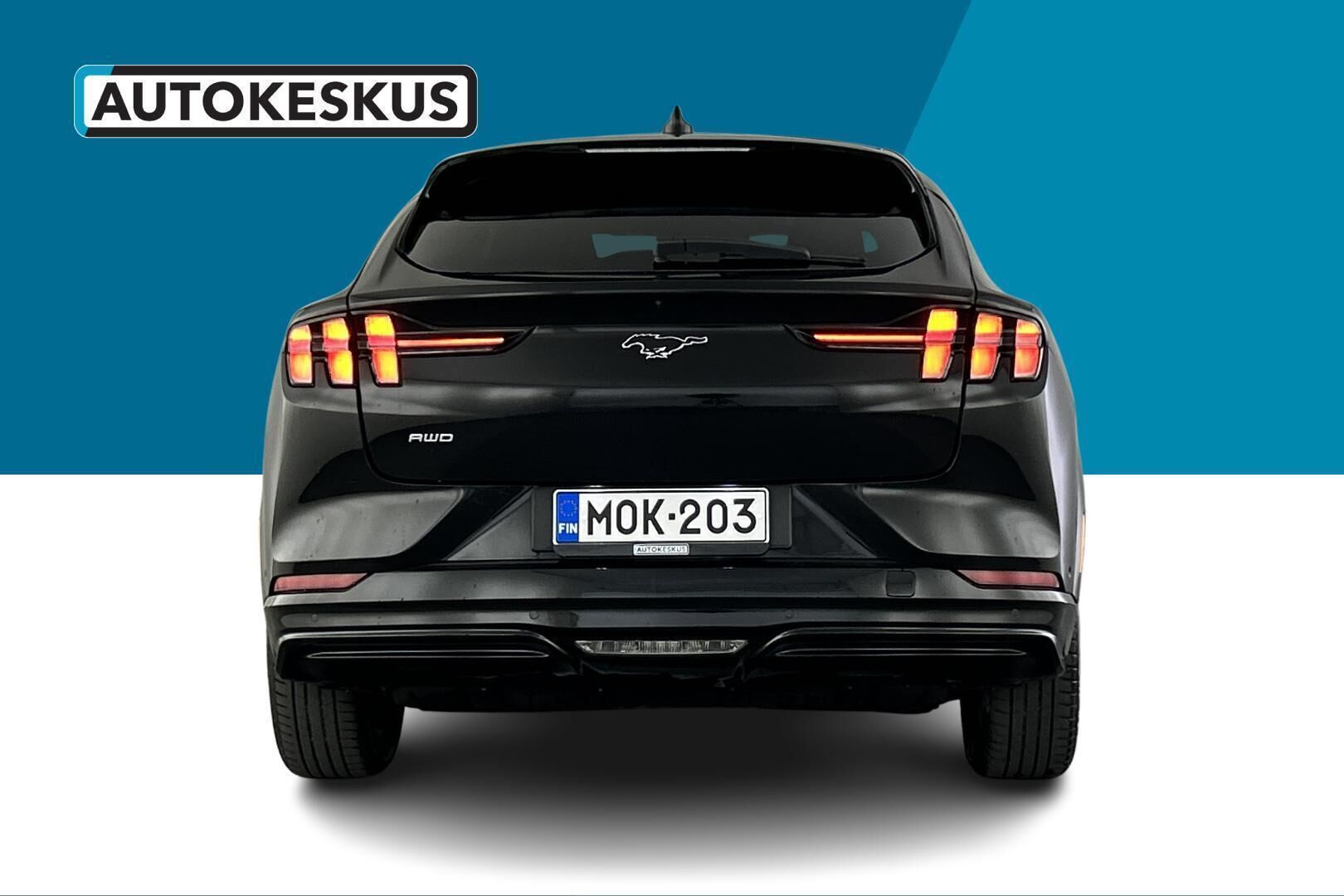 Ford Mustang Mach-E iso kuva 4