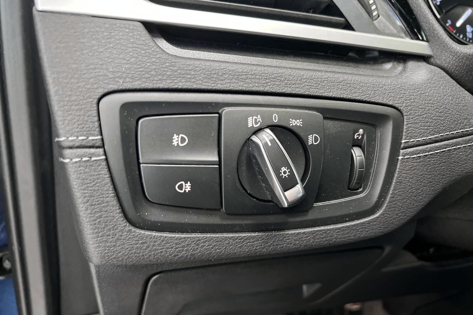 BMW X1 iso kuva 18