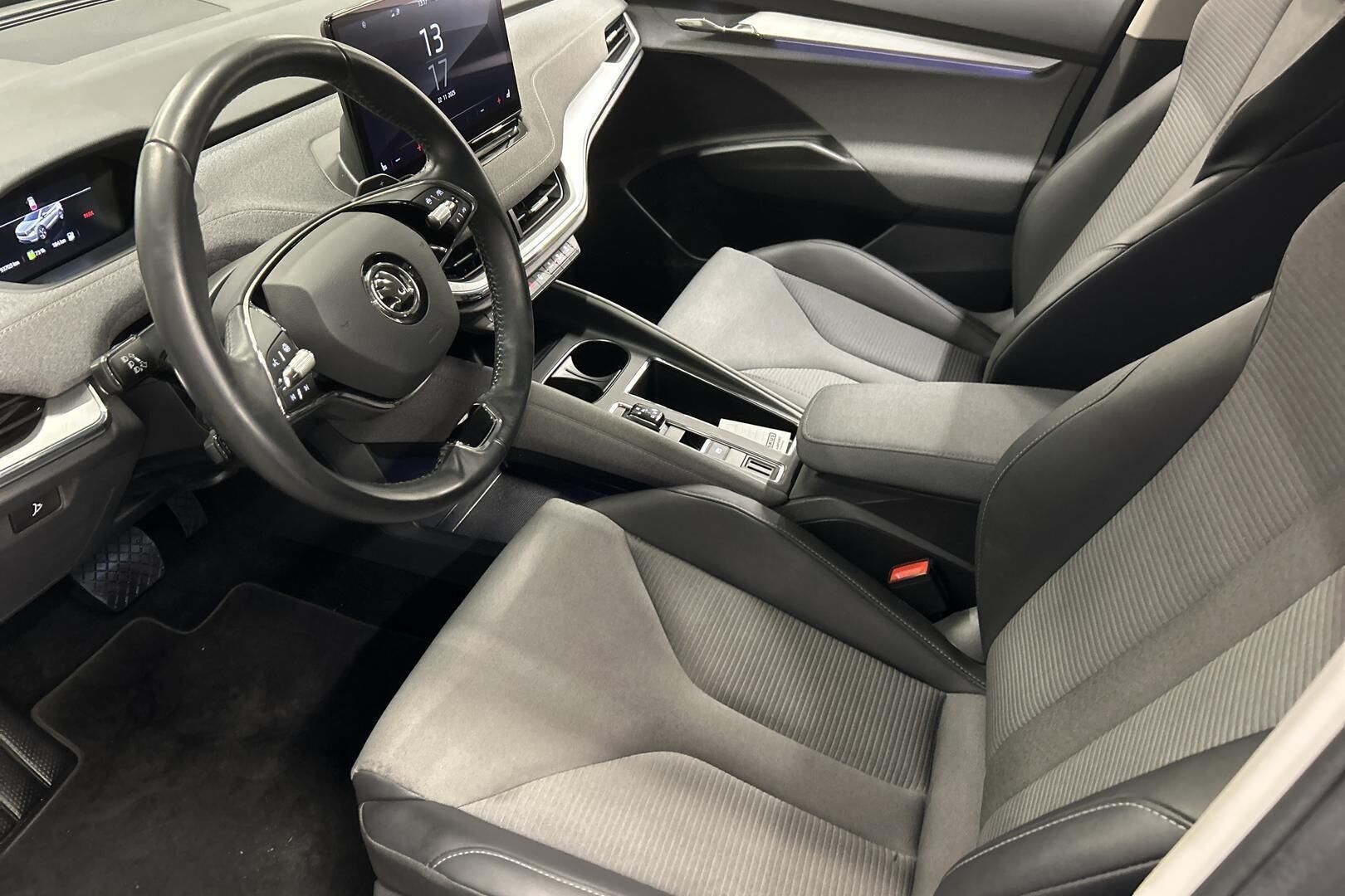 Skoda Enyaq iso kuva 14