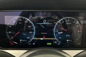 Mercedes-Benz E esikatselu 31