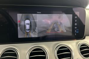 Mercedes-Benz E esikatselu 18