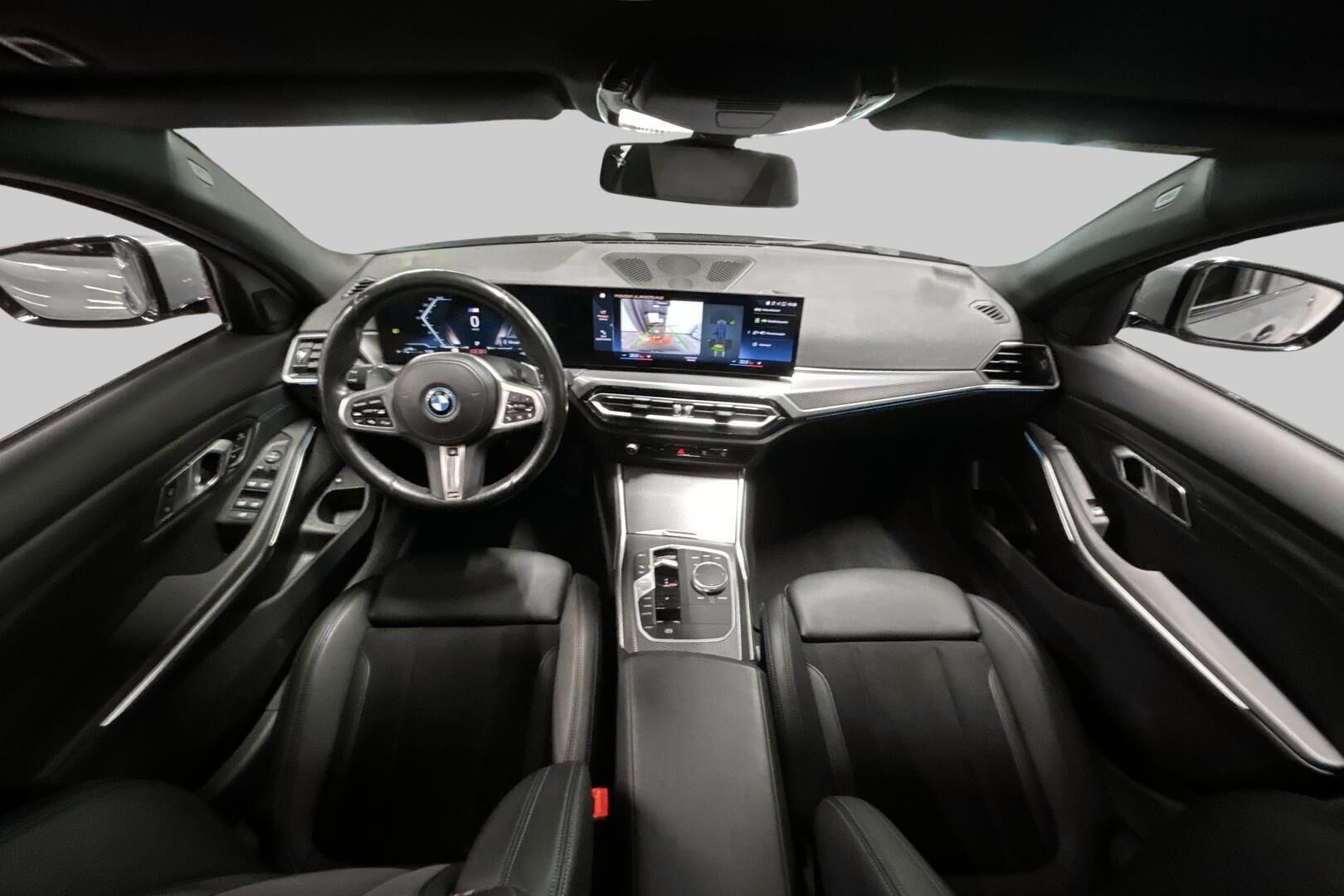 BMW 3-sarja iso kuva 11