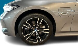 BMW 3-sarja esikatselu 13