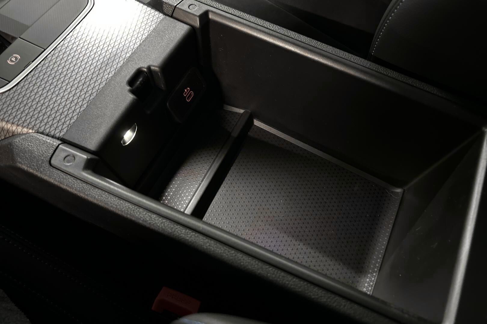 BMW 3-sarja iso kuva 32