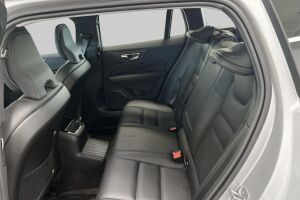 Volvo V60 esikatselu 10