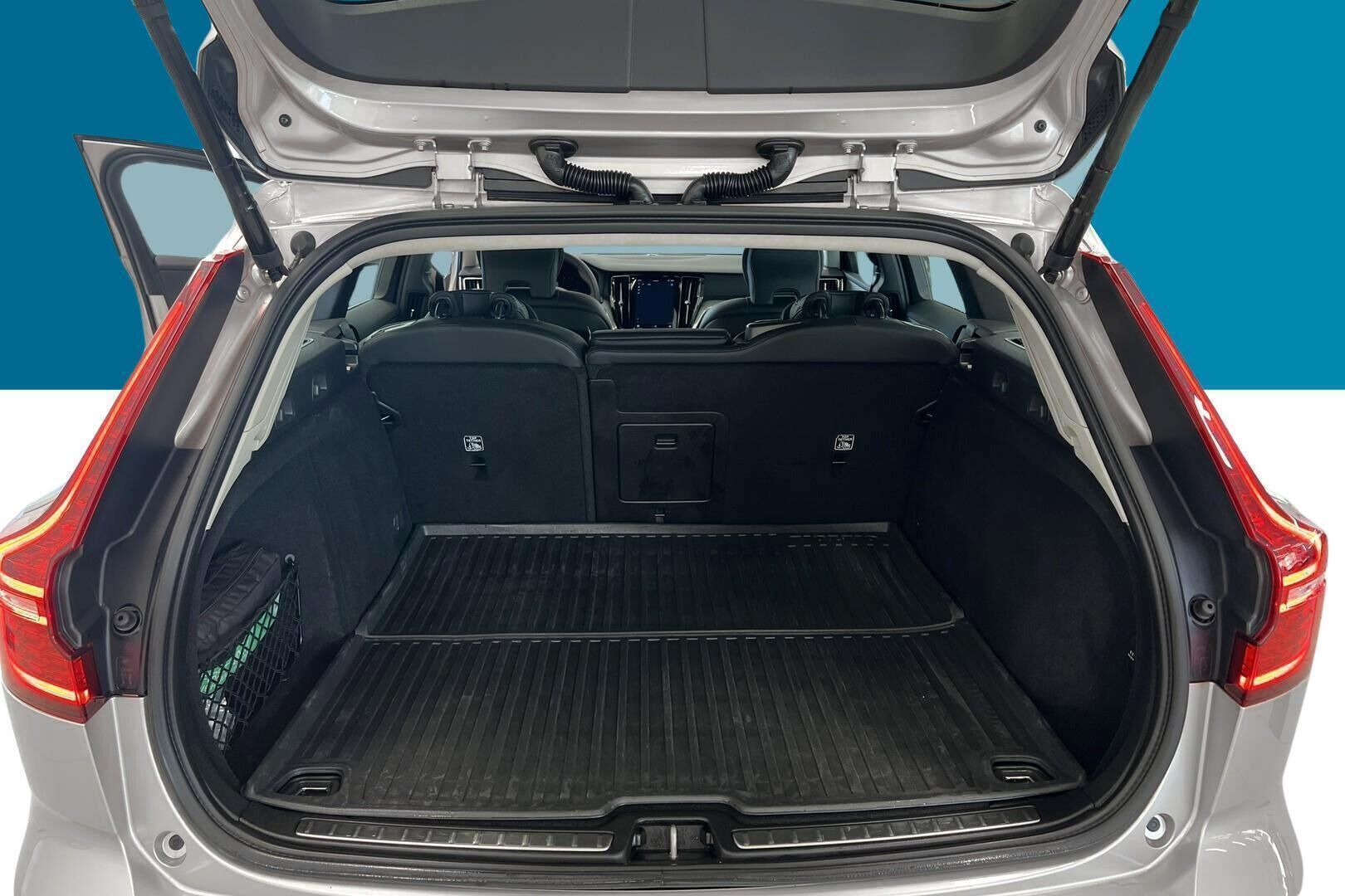Volvo V60 iso kuva 12
