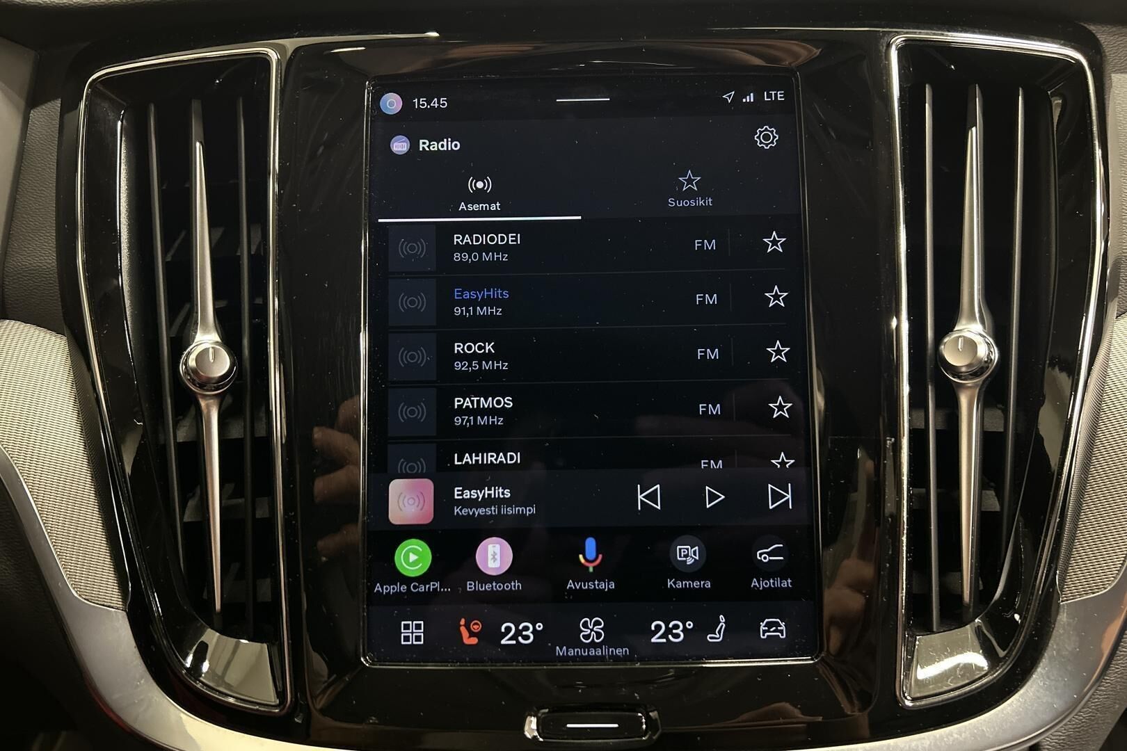 Volvo V60 iso kuva 5
