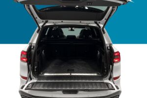 BMW X5 esikatselu 12